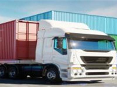 迪拜公路货运服务：机遇与挑战是什么？